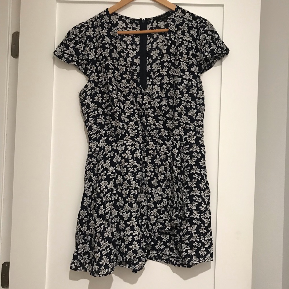 Floral skort/romper